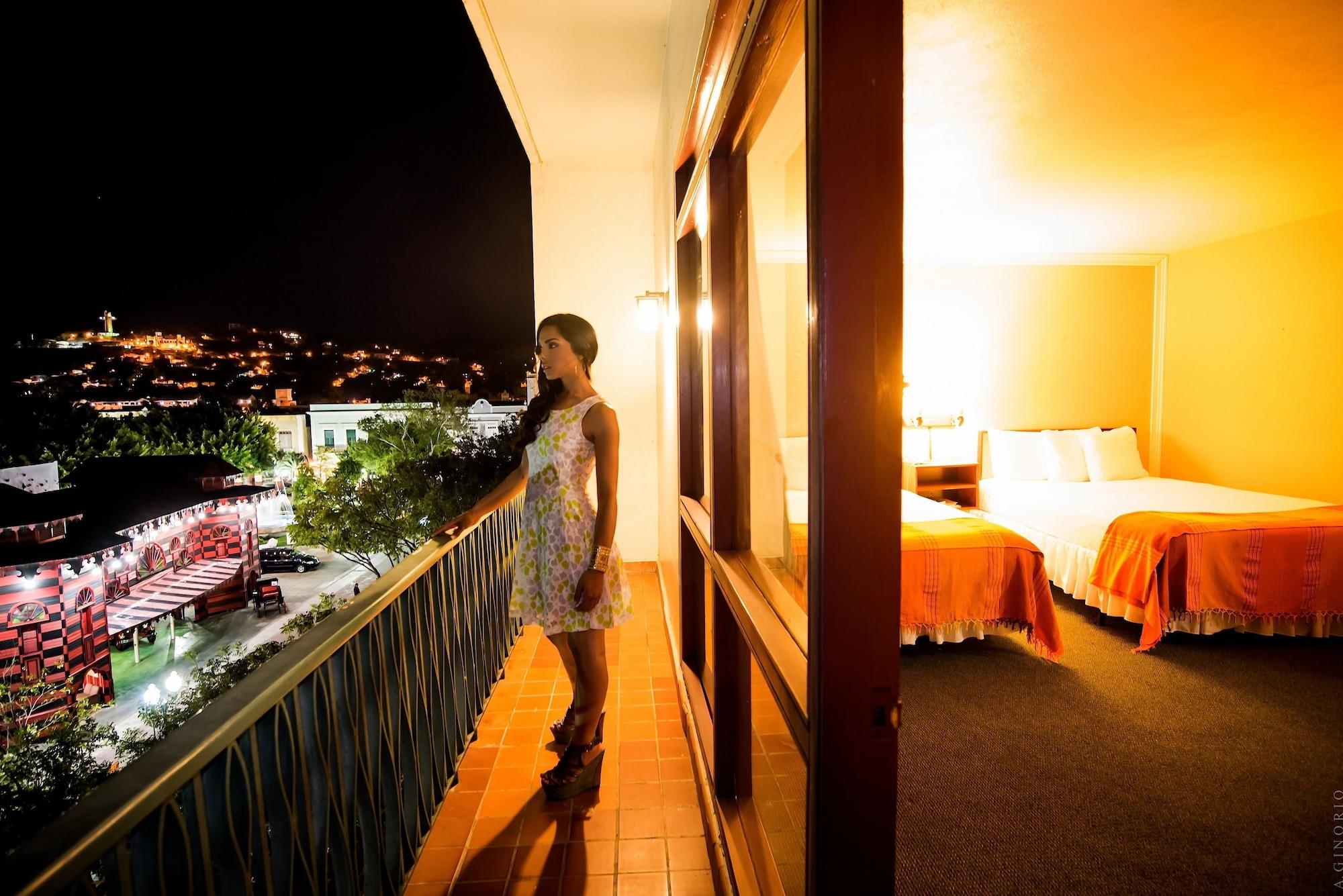 Hotel Melia بونسي المظهر الخارجي الصورة